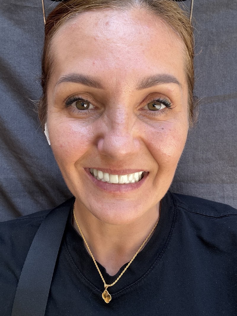 Patient photo shared in the review